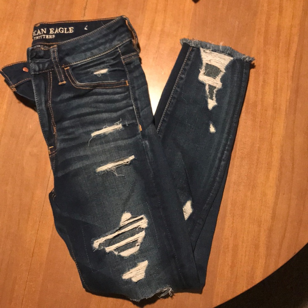 NWOT American Eagle hi rise jetting crop 2 short